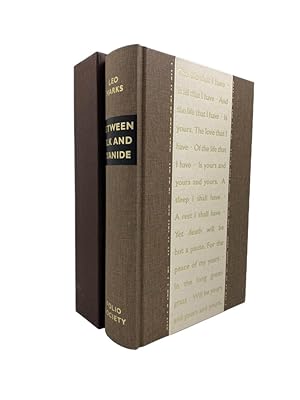 Image du vendeur pour Between Silk and Cyanide : The Story of SOE's Code War mis en vente par Cheltenham Rare Books