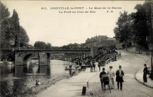 Ansichtskarte / Postkarte Joinville le Pont Val de Marne, Marne, Le Pont un jour de fete