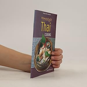 Bild des Verkufers fr Homestyle Thai Cooking zum Verkauf von Bookbot