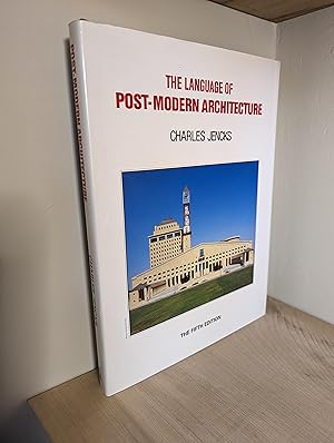 Immagine del venditore per Language of Postmodern Architecture venduto da Emily Green Books