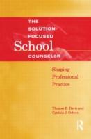 Image du vendeur pour Davis, T: Solution-Focused School Counselor mis en vente par moluna