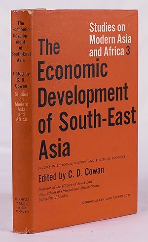 Imagen del vendedor de The Economic Development of South-East Asia. Studies in Economic History and Political Economy a la venta por Robert Hall Pictures