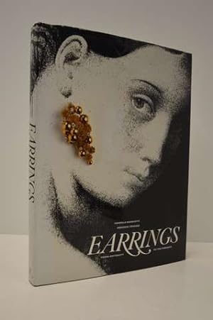 Immagine del venditore per Earrings: From Antiquity to the Present venduto da Lavendier Books