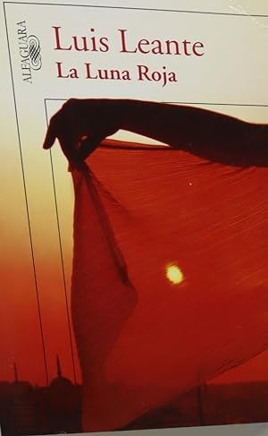 Imagen del vendedor de La luna roja a la venta por Librera Alonso Quijano