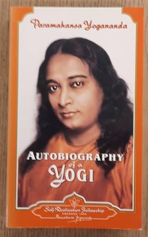 Bild des Verkufers fr Autobiography of a Yogi zum Verkauf von Frans Melk Antiquariaat