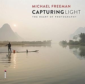 Imagen del vendedor de Capturing Light: The Heart of Photography a la venta por WeBuyBooks