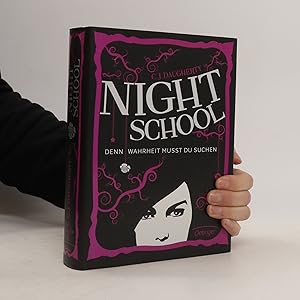 Image du vendeur pour Night School mis en vente par Bookbot