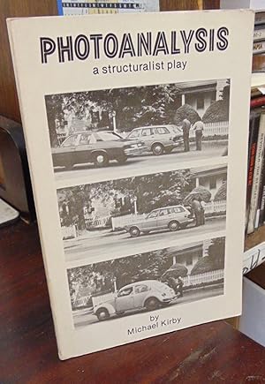 Photoanalysis: A Structuralist Play