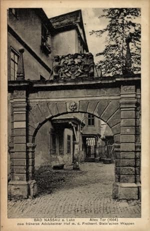 Bild des Verkufers fr Ansichtskarte / Postkarte Bad Nassau an der Lahn, Altes Tor, 1664, frherer Adelsheimer Hof, Freiherrl. Stein'sches Wappen zum Verkauf von akpool GmbH