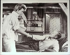 Image du vendeur pour The Tunnel of Love 8 x 10 Still 1958 Doris Day and Richard Widmark! mis en vente par AcornBooksNH