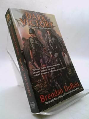 Imagen del vendedor de Dark Victory, 1: A Novel of Alien Resistance a la venta por ThriftBooksVintage