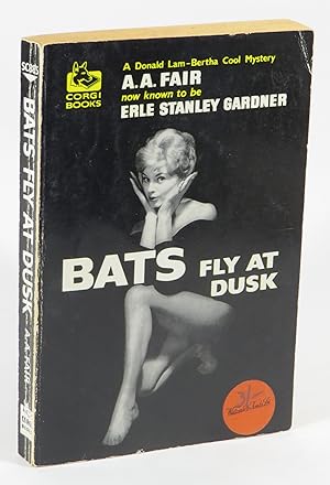 Imagen del vendedor de Bats Fly At Dusk a la venta por Renaissance Books, ANZAAB / ILAB