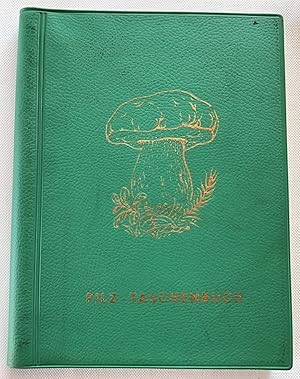 Pilz Taschenbuch.