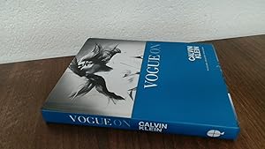 Imagen del vendedor de Vogue on: Calvin Klein (Vogue on Designers) a la venta por BoundlessBookstore