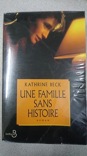 Seller image for Une famille sans histoire for sale by Dmons et Merveilles