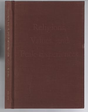 Bild des Verkufers fr Religions, Values, and Peak-Experiences zum Verkauf von Turn-The-Page Books