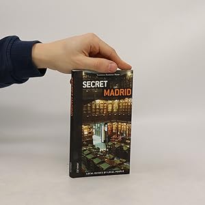 Bild des Verkufers fr Secret Madrid zum Verkauf von Bookbot