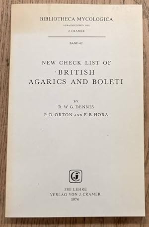 Immagine del venditore per New check list of British Agarics and Boleti. British Mycological Society. [ Bibliotheca mycologica Volume/Band 42 ]. venduto da Frans Melk Antiquariaat