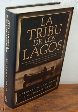 Imagen del vendedor de LA TRIBU DE LOS LAGOS a la venta por EL RINCN ESCRITO