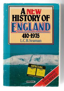 Image du vendeur pour A New History of England, 410-1975 mis en vente par Book Haven