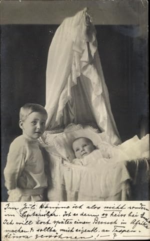 Ansichtskarte / Postkarte Erbprinz Georg von Hessen, Kinderportrait, Prinz Ludwig in der Wiege