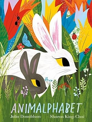 Image du vendeur pour Animalphabet: A lift-the-flap ABC book from the author of The Gruffalo mis en vente par WeBuyBooks