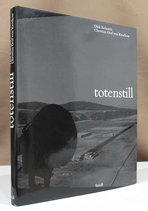 Seller image for totenstill. Bilder aus den ehemaligen deutschen Konzentrationslagern. for sale by Dieter Eckert