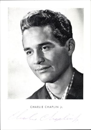 Ansichtskarte / Postkarte Schauspieler Charlie Chaplin jr., Portrait, Autogramm