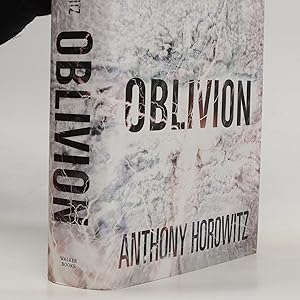 Image du vendeur pour Oblivion mis en vente par Bookbot