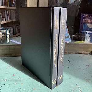 Imagen del vendedor de Huangdi Neijing Lingshu: Volume I and Huangdi Neijing Lingshu: Volume II (set) a la venta por Downtown Books & News