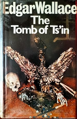 Imagen del vendedor de The Tomb of Ts'in a la venta por Cracabond Books