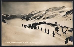 Ansichtskarte Station Jungfraujoch mit Blick auf Aletsch-Gletscher