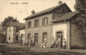 Ansichtskarte / Postkarte Grandpré Grand Pré Ardennes, Bahnhof