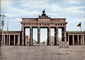 Ansichtskarte / Postkarte Berlin, Brandenburger Tor, Sektorengrenze, Westberlin