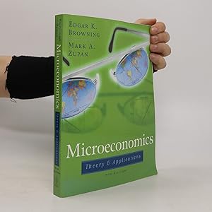 Bild des Verkufers fr Microeconomics : theory & applications zum Verkauf von Bookbot