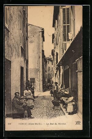 Carte postale Vence, La Rue Du Marche