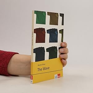 Imagen del vendedor de The wave a la venta por Bookbot