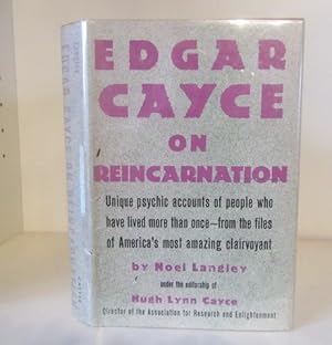 Immagine del venditore per Edgar Cayce on Reincarnation venduto da BRIMSTONES