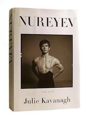 Immagine del venditore per NUREYEV : The Life venduto da Rare Book Cellar