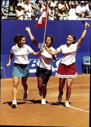 Immagine del venditore per Ganzsache Ansichtskarte / Postkarte Fed Cup, Tennis, Martina Hingis, Emmanuelle Gagliardi, Patty Schnyder venduto da akpool GmbH