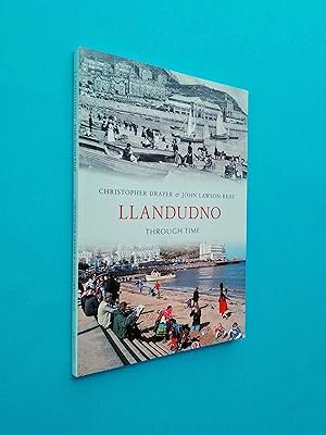 Immagine del venditore per Llandudno Through Time venduto da Books & Bobs