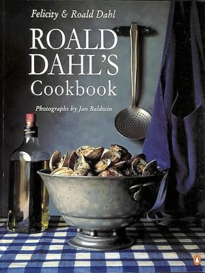 Bild des Verkufers fr Roald Dahl's Cookbook zum Verkauf von M Godding Books Ltd