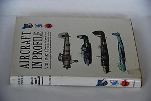 Imagen del vendedor de Aircraft In Profile: Volume 10 a la venta por Lee Booksellers