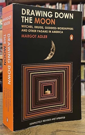 Immagine del venditore per Drawing Down the Moon _ Witches, Druids, Goddess-Worshippers, and Other Pagans in America venduto da San Francisco Book Company