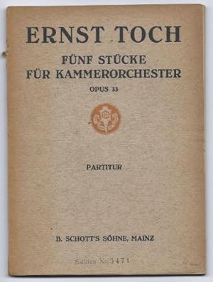 Bild des Verkufers fr Fnf Stcke fr Kammerorchester, Op. 33 (= Edition Schott, Nr. 3471). Taschenpartitur. zum Verkauf von Antiquariat Bcherstapel