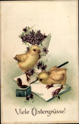 Ansichtskarte / Postkarte Glückwunsch Ostern, Küken schreibt einen Brief, Veilchen, Tintenfass