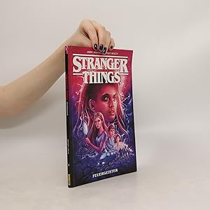 Bild des Verkufers fr Stranger Things 3 zum Verkauf von Bookbot