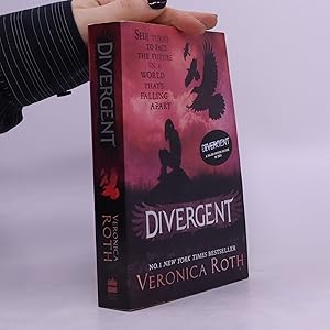 Bild des Verkufers fr Divergent zum Verkauf von Bookbot