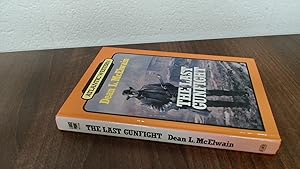 Seller image for Last Gunfight (Atlantic Large Print Books) for sale by BoundlessBookstore