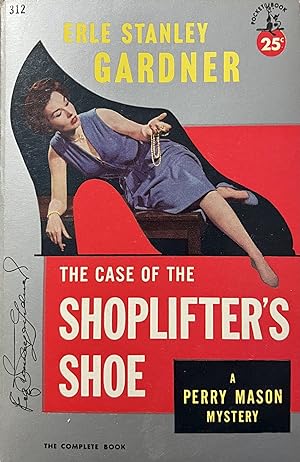 The Case of the Shoplifter's Shoe: A Perry Mason Mystery